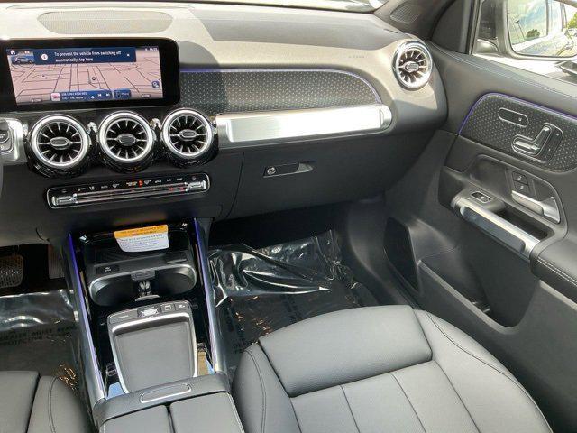new 2025 Mercedes-Benz GLB 250 car, priced at $48,645