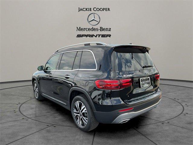 new 2025 Mercedes-Benz GLB 250 car, priced at $48,645