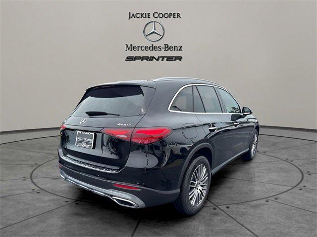 new 2025 Mercedes-Benz GLC 300 car, priced at $55,395