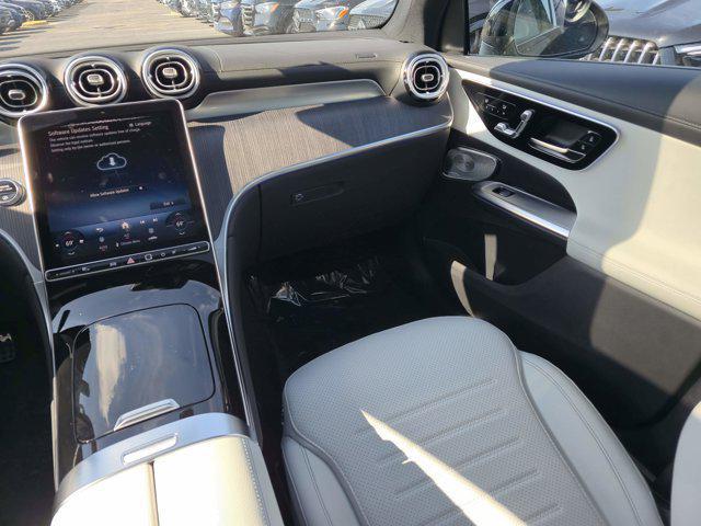 new 2025 Mercedes-Benz GLC 300 car, priced at $61,505