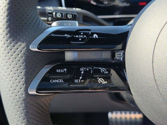 new 2025 Mercedes-Benz GLC 300 car, priced at $61,505