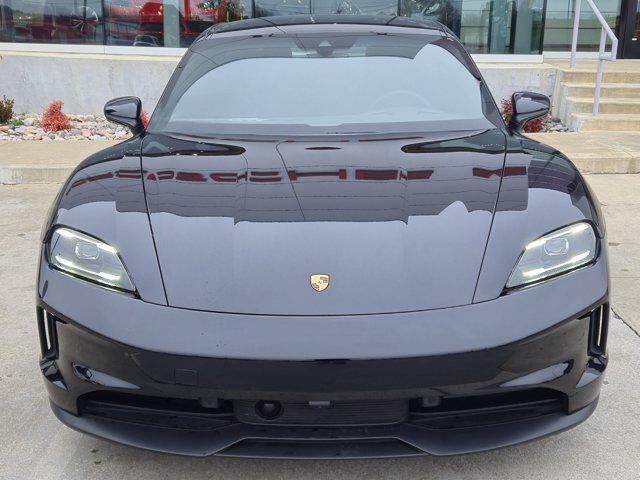 new 2025 Porsche Taycan car