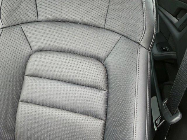 new 2025 Porsche Taycan car