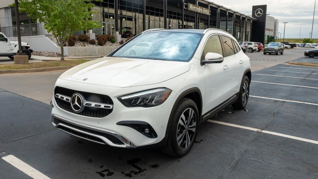 new 2024 Mercedes-Benz GLA 250 car, priced at $47,015