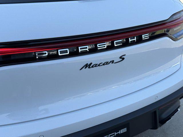 new 2025 Porsche Macan car
