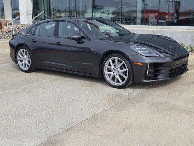new 2024 Porsche Panamera car