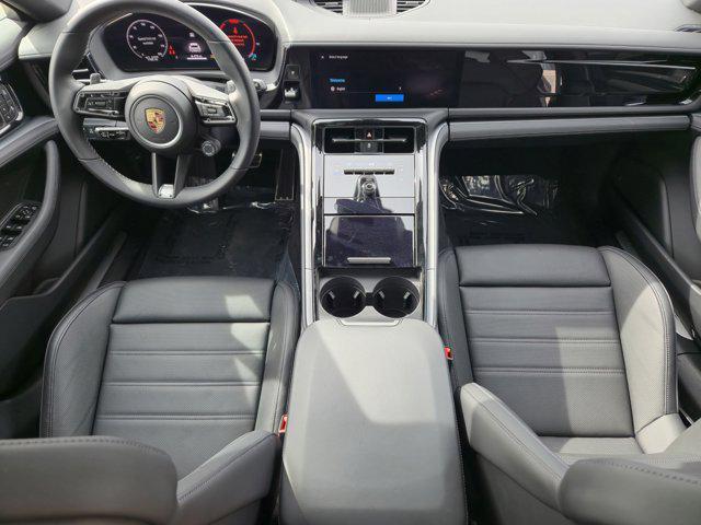 new 2024 Porsche Panamera car