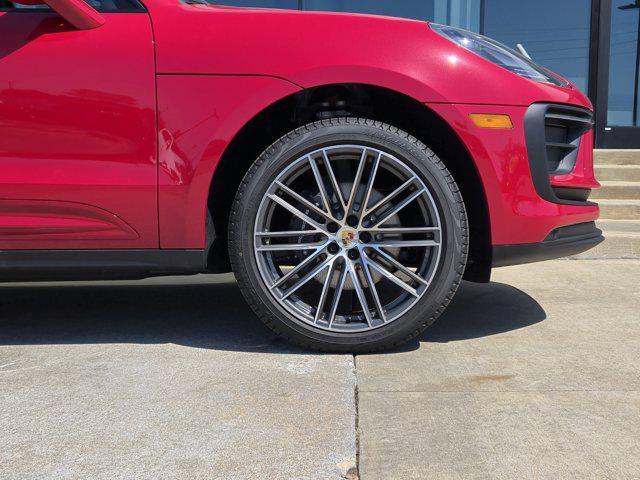 new 2025 Porsche Macan car