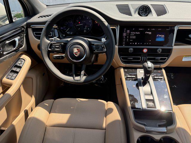 new 2025 Porsche Macan car