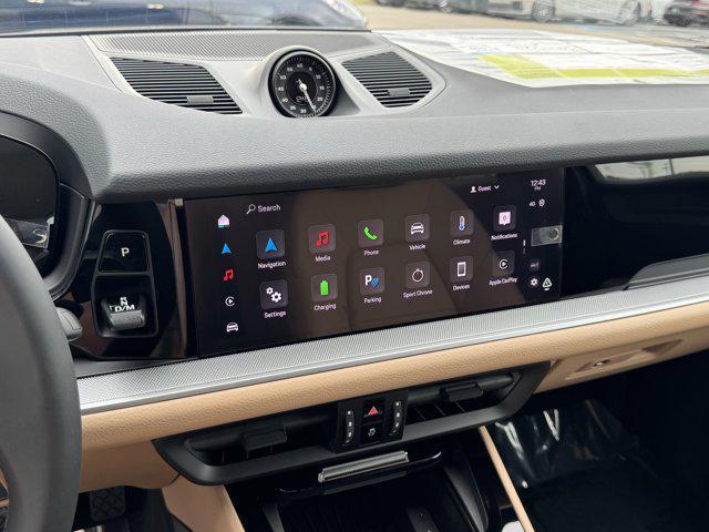 new 2025 Porsche Cayenne car