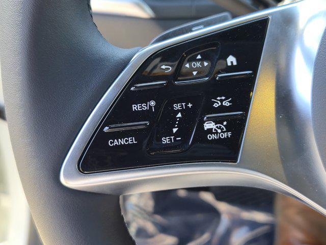 new 2025 Mercedes-Benz GLC 300 car, priced at $55,235