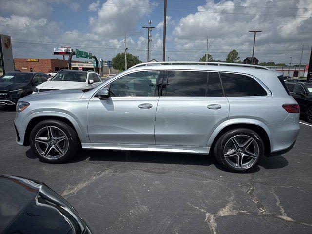 new 2025 Mercedes-Benz GLS 450 car, priced at $95,365
