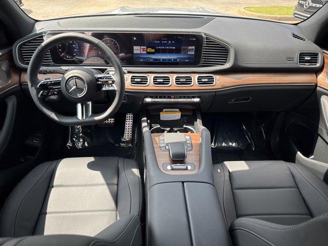 new 2025 Mercedes-Benz GLS 450 car, priced at $95,365