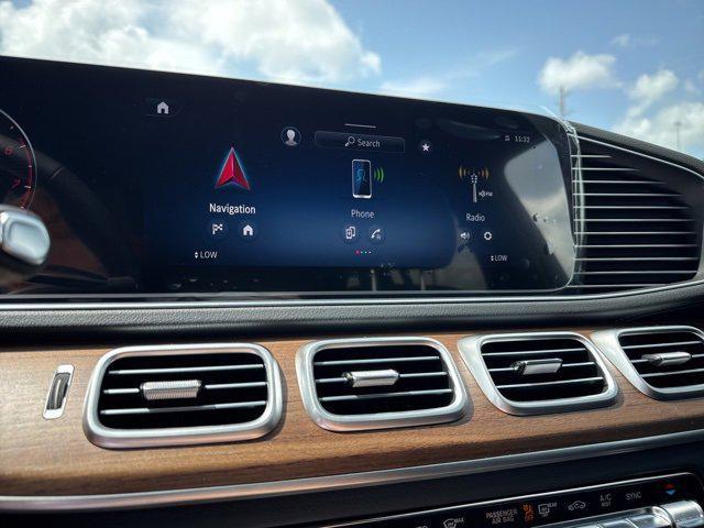 new 2025 Mercedes-Benz GLS 450 car, priced at $95,365