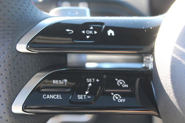 new 2025 Mercedes-Benz GLB 250 car, priced at $52,395