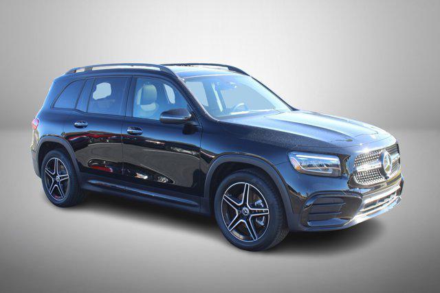 new 2025 Mercedes-Benz GLB 250 car, priced at $52,395