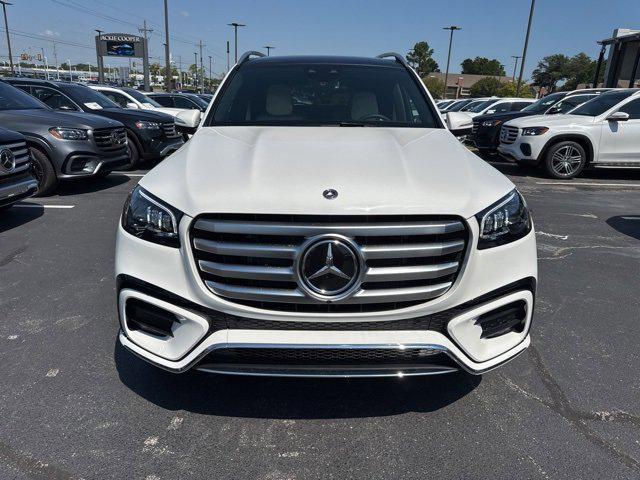 new 2025 Mercedes-Benz GLS 580 car, priced at $117,645