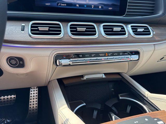 new 2025 Mercedes-Benz GLS 580 car, priced at $117,645