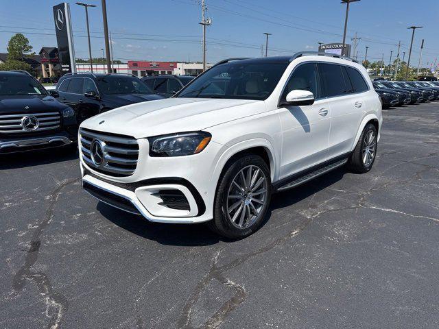 new 2025 Mercedes-Benz GLS 580 car, priced at $117,645