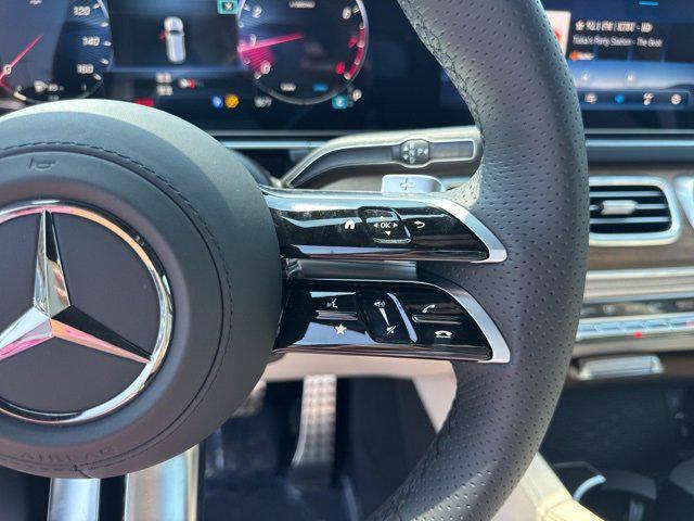 new 2025 Mercedes-Benz GLS 580 car, priced at $117,645