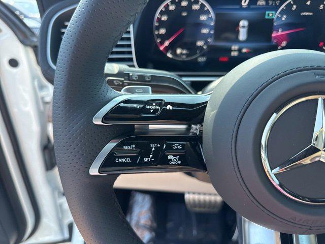 new 2025 Mercedes-Benz GLS 580 car, priced at $117,645