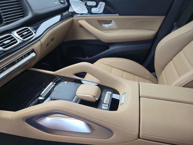 new 2025 Mercedes-Benz GLS 580 car, priced at $123,685