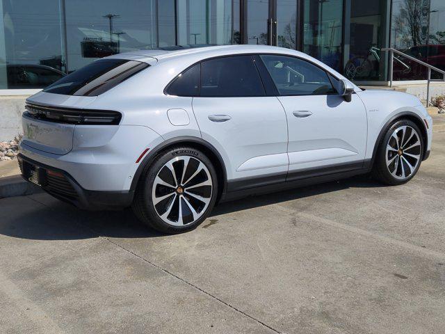 new 2025 Porsche Macan car