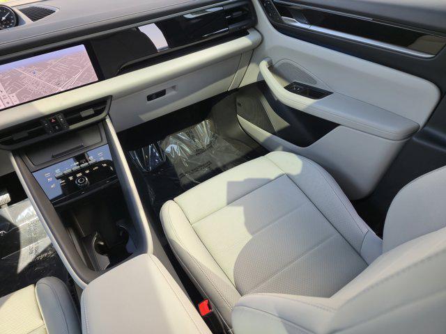 new 2025 Porsche Macan car