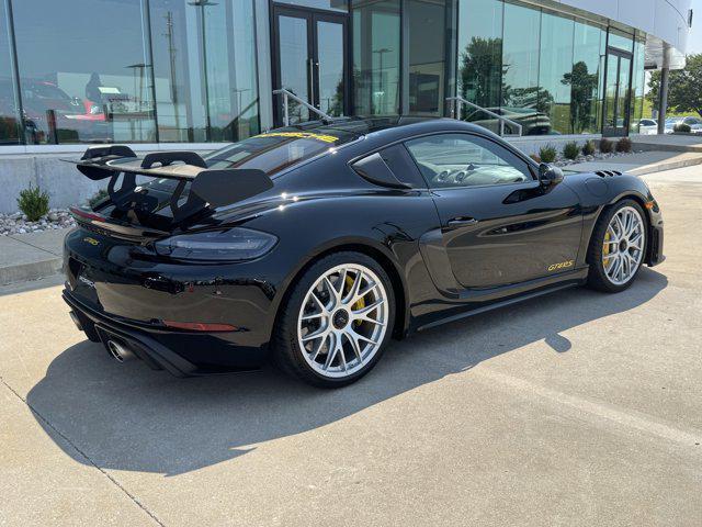 new 2025 Porsche 718 Cayman car