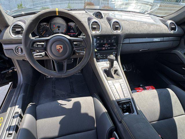 new 2025 Porsche 718 Cayman car