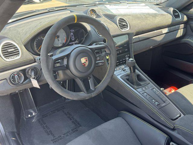 new 2025 Porsche 718 Cayman car