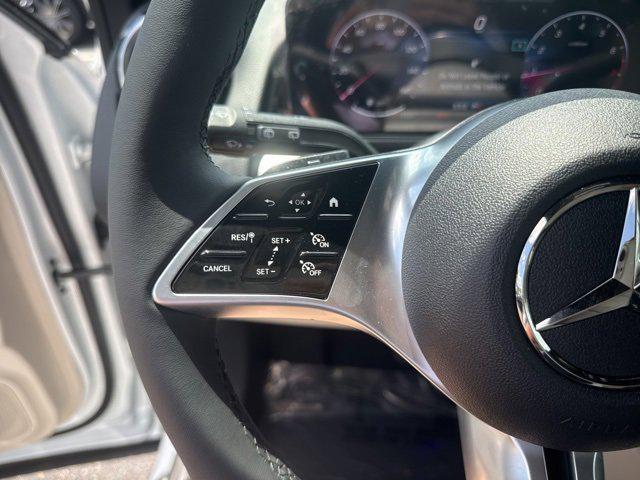 new 2025 Mercedes-Benz GLB 250 car, priced at $53,140