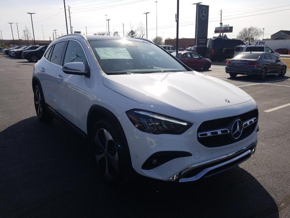 new 2024 Mercedes-Benz GLA 250 car, priced at $47,965