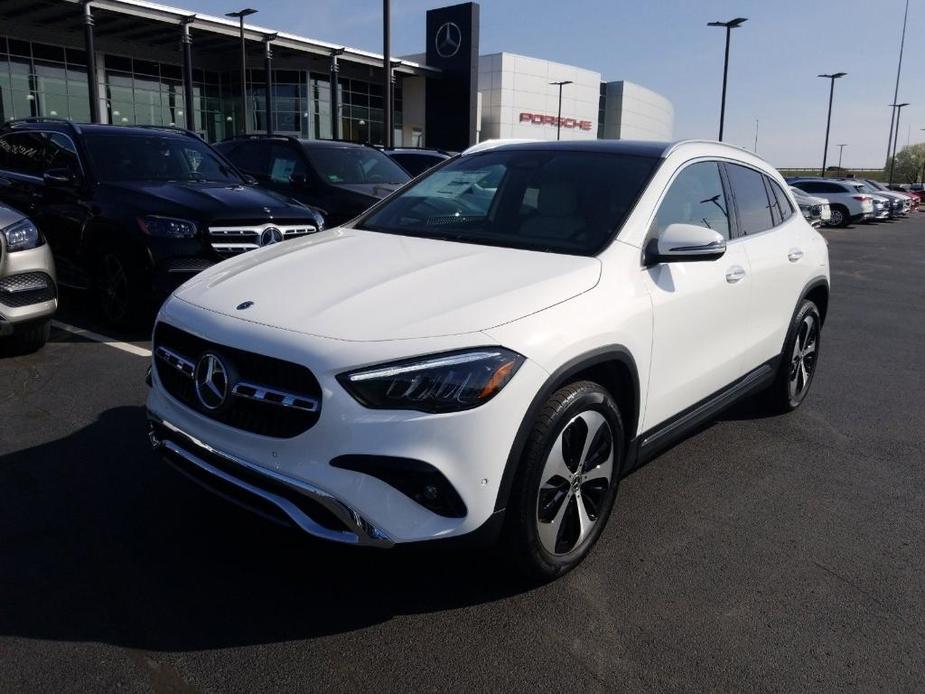 new 2024 Mercedes-Benz GLA 250 car, priced at $47,965