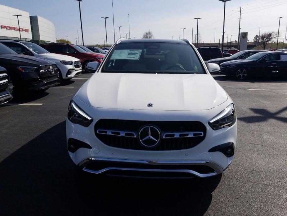 new 2024 Mercedes-Benz GLA 250 car, priced at $47,965