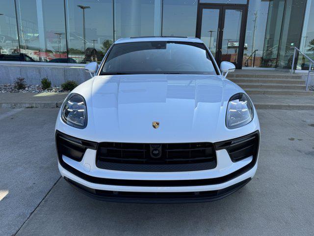 new 2025 Porsche Macan car