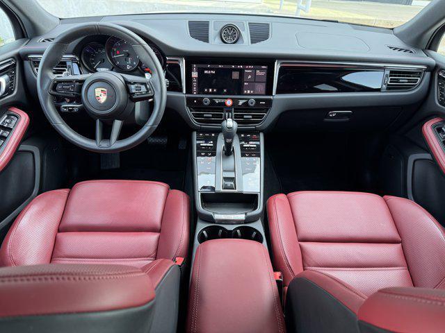 new 2025 Porsche Macan car