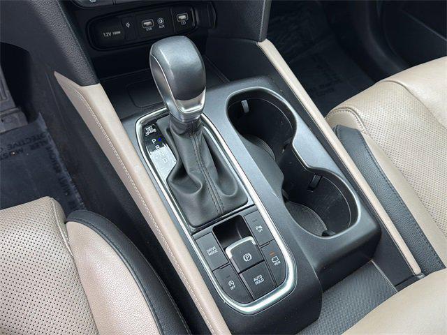 used 2019 Hyundai Santa Fe car, priced at $22,798