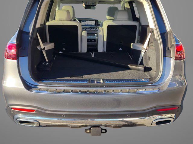 new 2025 Mercedes-Benz GLS 450 car, priced at $95,685