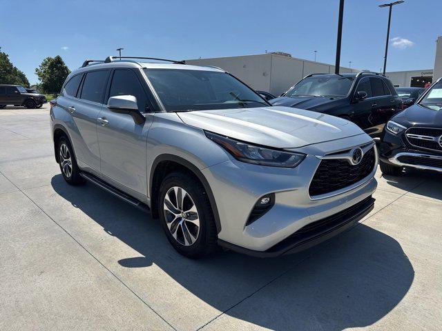 used 2020 Toyota Highlander car, priced at $31,583