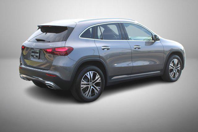 new 2025 Mercedes-Benz GLA 250 car, priced at $51,320