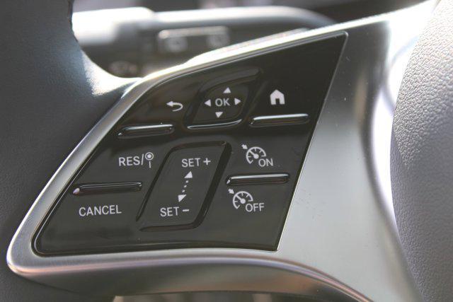 new 2025 Mercedes-Benz GLA 250 car, priced at $51,320
