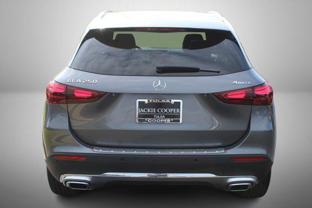 new 2025 Mercedes-Benz GLA 250 car, priced at $51,320