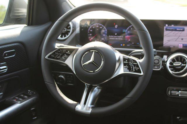 new 2025 Mercedes-Benz GLA 250 car, priced at $51,320