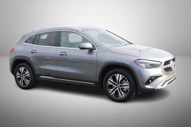 new 2025 Mercedes-Benz GLA 250 car, priced at $51,320