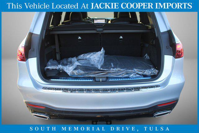 new 2025 Mercedes-Benz GLS 450 car, priced at $102,945