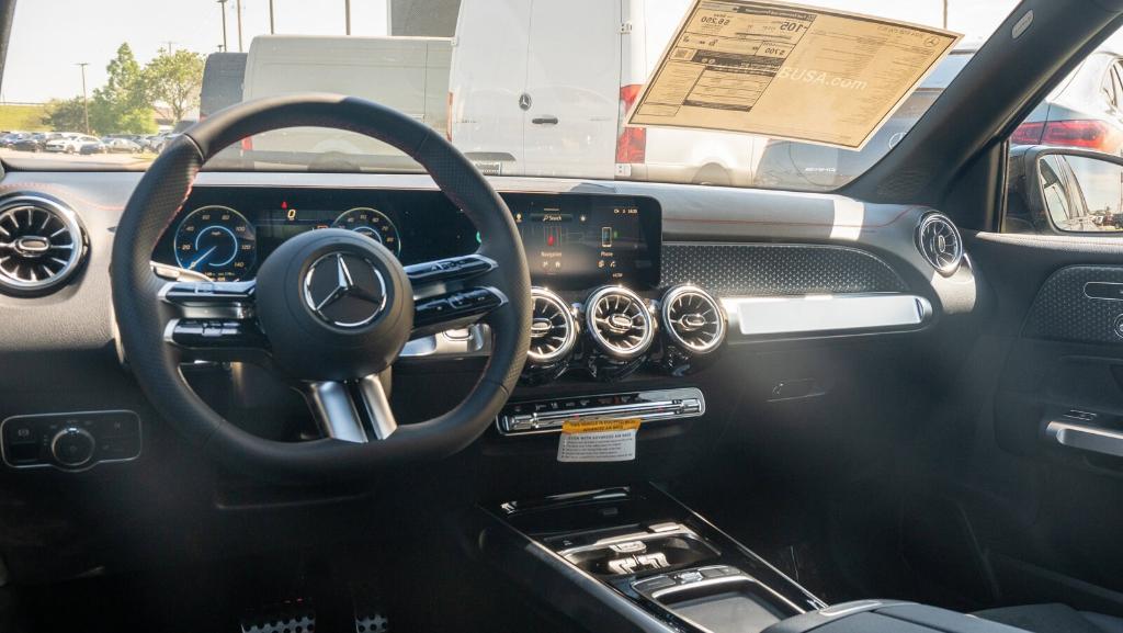 new 2024 Mercedes-Benz EQB 250 car, priced at $61,925