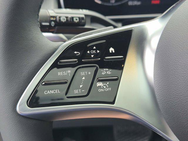 new 2025 Mercedes-Benz GLC 300 car, priced at $58,955