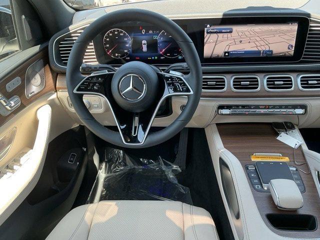 new 2025 Mercedes-Benz GLE 450 car, priced at $83,635