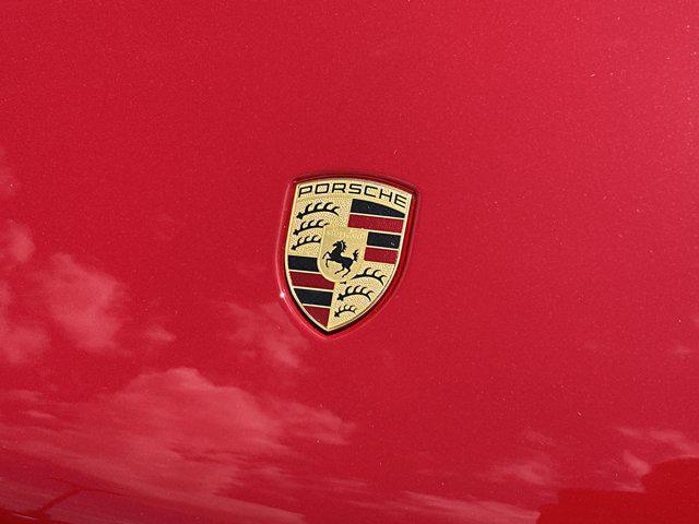 new 2025 Porsche Macan car